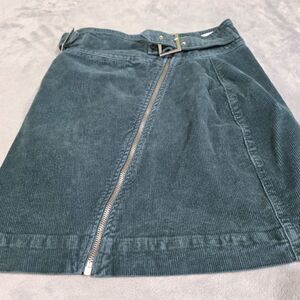 URBAN OUTFITTERS Zip Front Corduroy Skirt Women's Size SM -Green